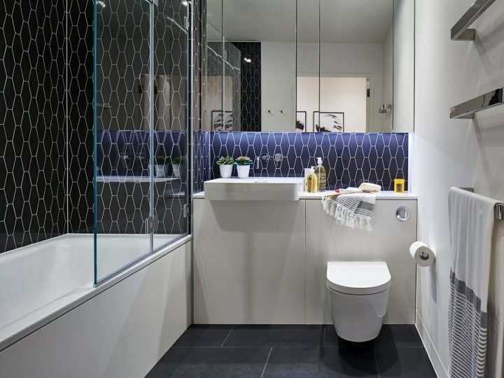 Modern-bathroom-decor-ideas-2023-Monika-V