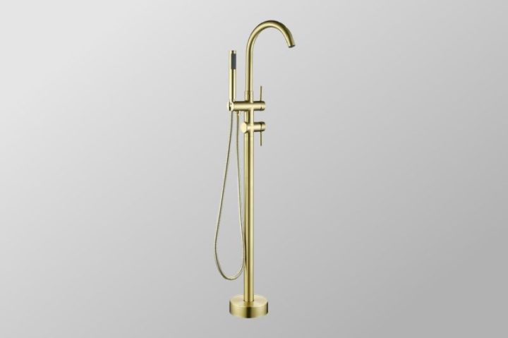 Gold-Floorstanding-Bathtub-Faucet