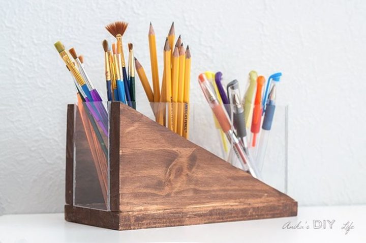 Pencil-holder-plexiglass-wood