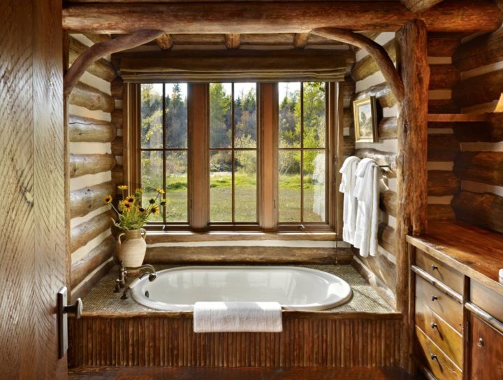 Rustic-Bathtub-built-in-window-rustic-design