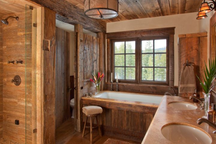 Rustic-bathroom-with-double-vanity-and-bathtub