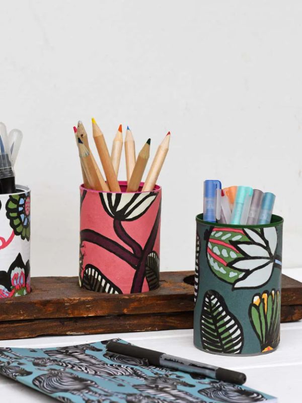 Turn-a-tin-can-into-a-pencil-holder