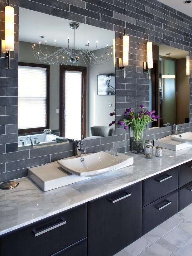 marble-and-black-bathroom