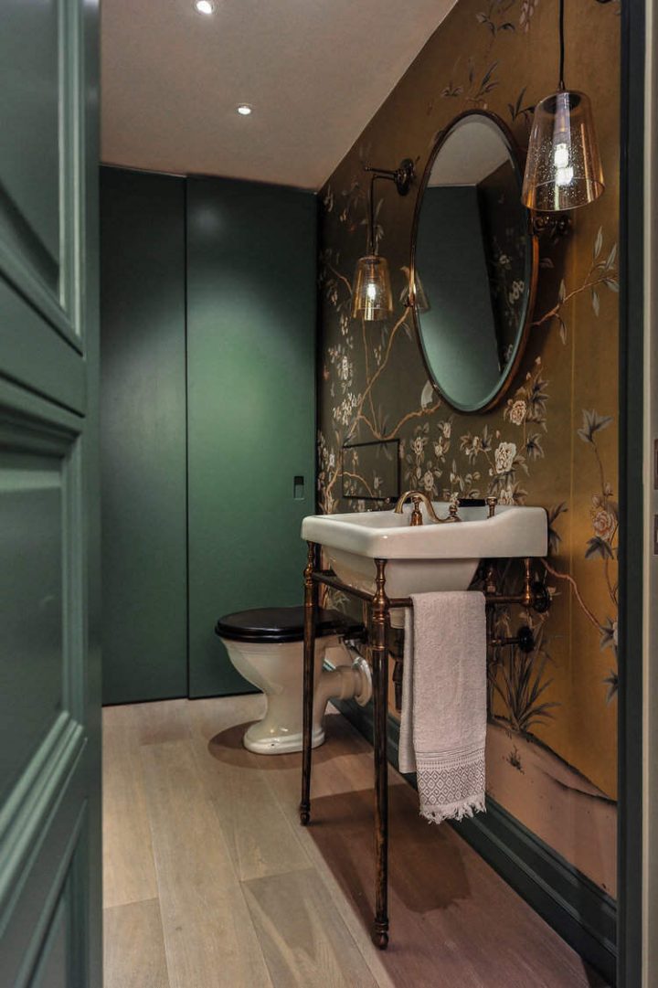 Wallpaper-and-green-walls-for-powder-room