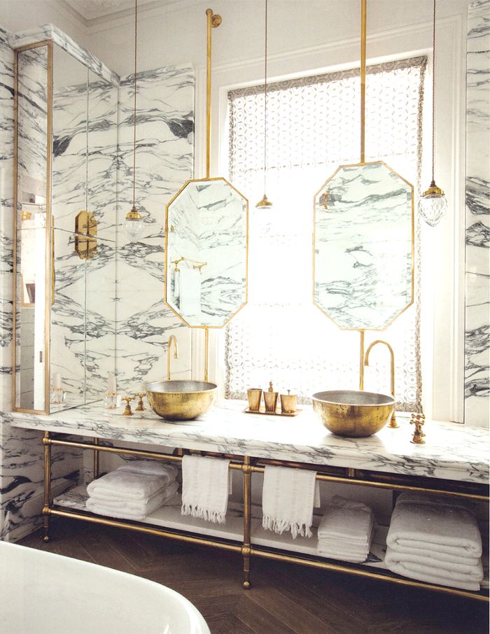 marble-walls-and-gold-accents