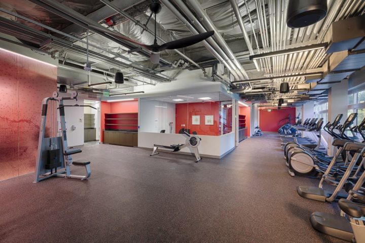 Googles-Silicon-Valley-HQ-Office-Decor-gym