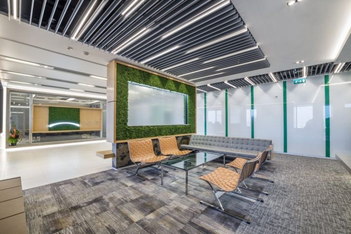 NNDKP-Law-Firm-Offices-–-Bucharest-Green-Walls