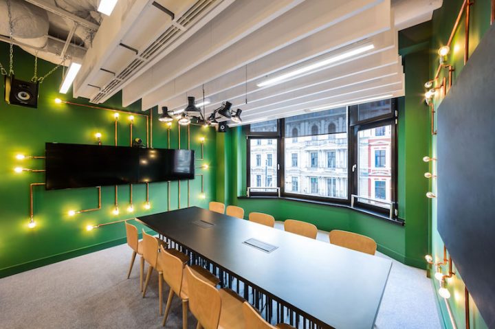 Opera-office-metting-room-with-green-walls-and-pipes