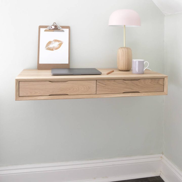 Wall-mounted-desk-floatin-oak-design