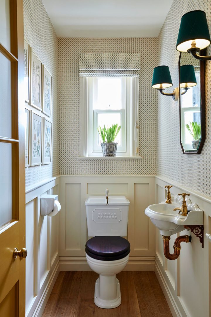 Traditional-Powder-Room