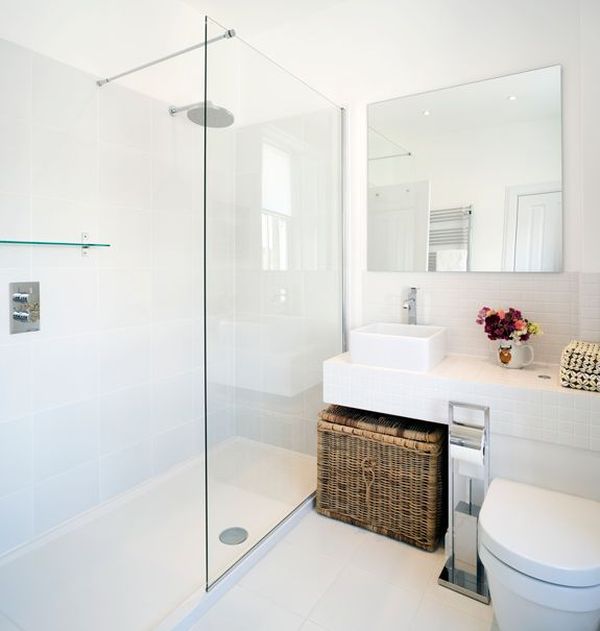 make-small-bathrooms-feel-spacious-using-white