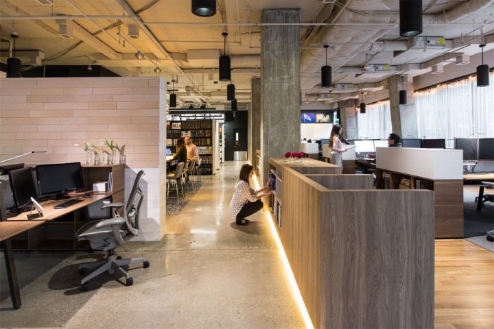 Hallway-open-space-FORM-Architects-Offices