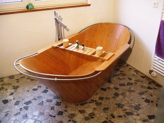 Niewendicks-two-person-Bamwan-wooden-bathtub