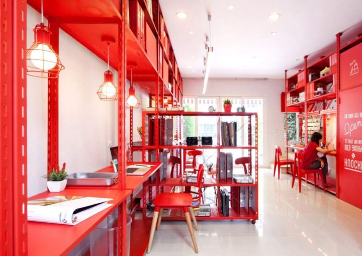 Red-Apos2-office-interior-design-of-Apostrophys