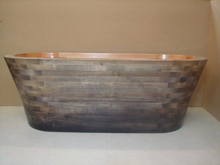 Rosemarie-wooden-bathtub-by-Wooden-Baths-Ltd