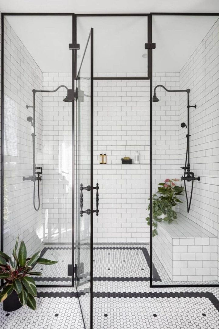 Walk-In-Shower-With-Two-Showerheads