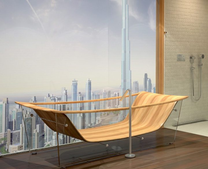 Wave-bathtub-in-wooden-with-glass