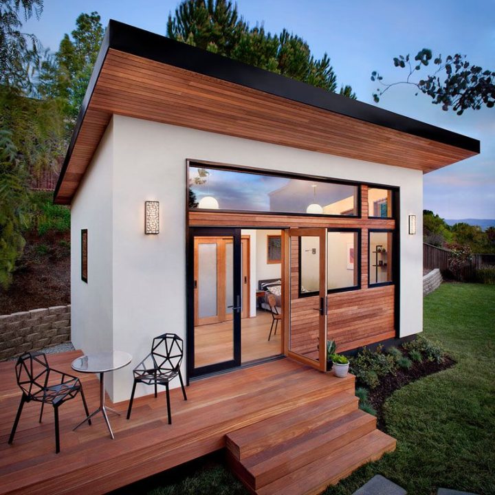 Avava-Systems-backyard-office