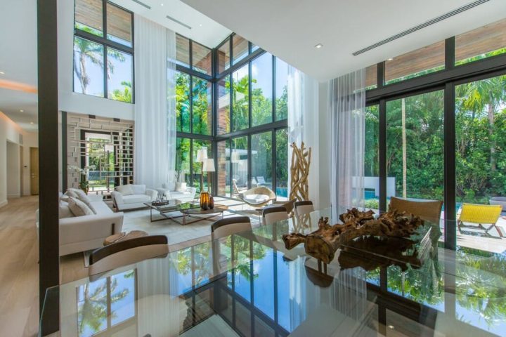 Miami-inspired-decor-in-an-open-concept-home-Taize-M