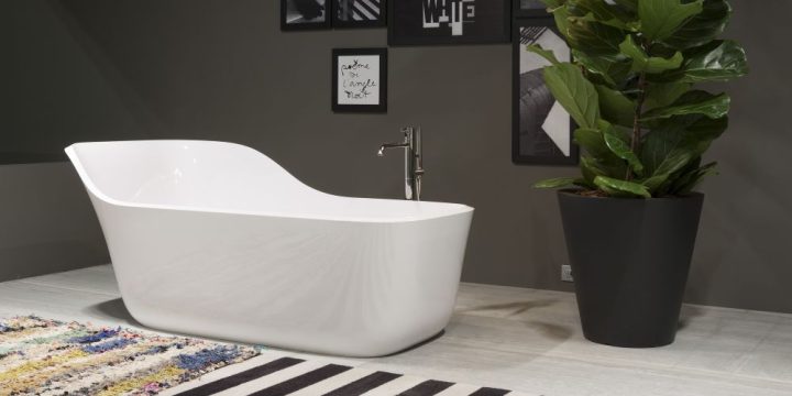 Wanda-modern-bathtub