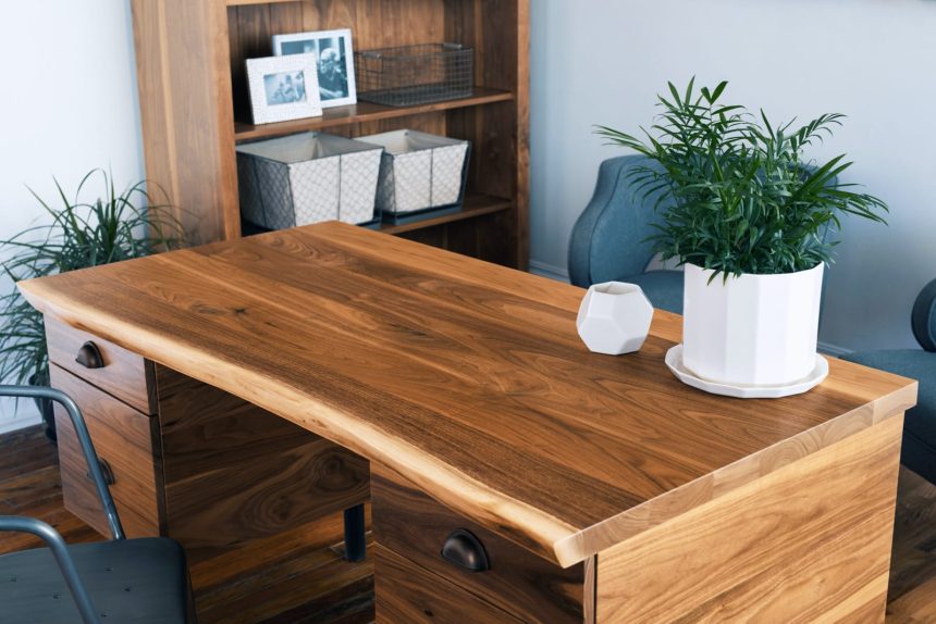 5 Tricks to Think about When Buying an Workplace Desk