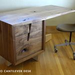 The simple and chic Cupertino Cantilever desk