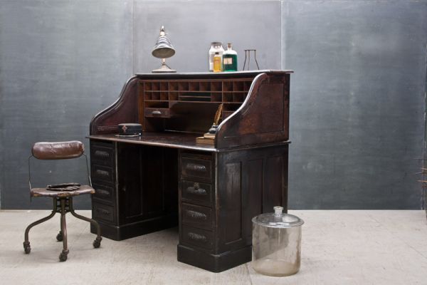 The elegance of the 1890s showcased in the Quartermasters Vintage Desk