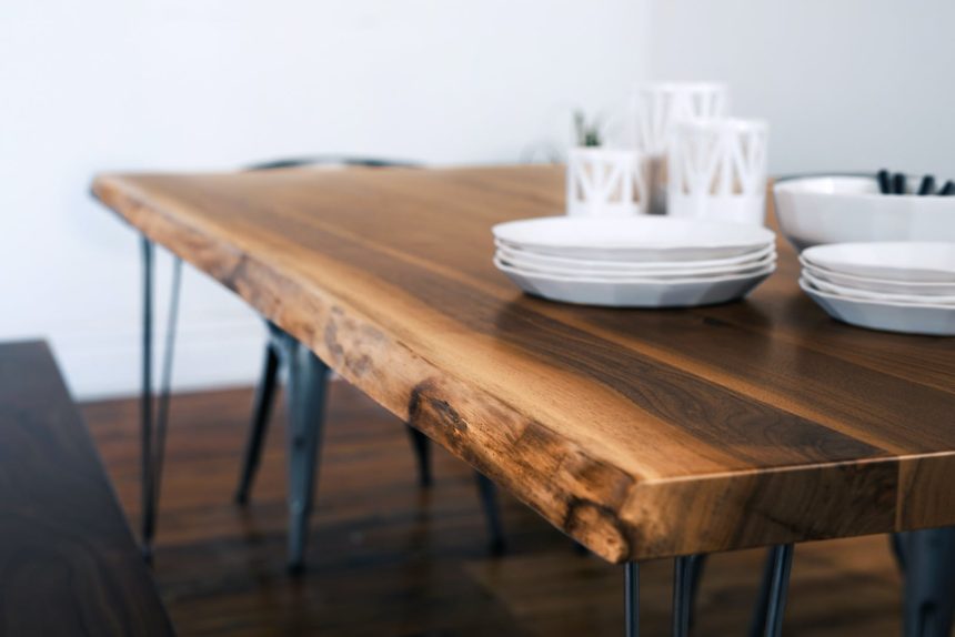 What is the best wooden table top option for your Dallas Home: Live Edge or Butcher block?