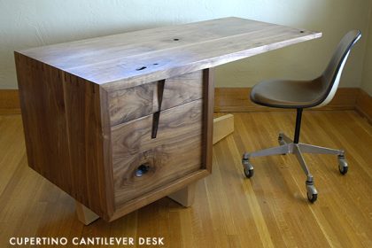 The simple and chic Cupertino Cantilever desk