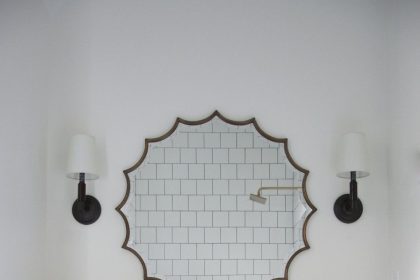 15 Bathrooms With Beautiful Statement Mirrors